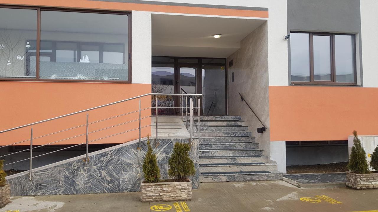Apartamento Eme 2 Braşov
